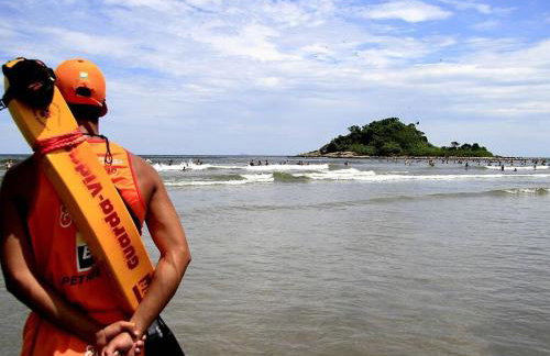 Paraíso Beira Mar, Casa Temporada Itanhaém, 30m Praia, Vista Mar, Piscina, Hidro, Wi-Fi 500 mb, Snooker, Churrasqueira, Garagem Grande, Lazer e Descanso - Foto 79