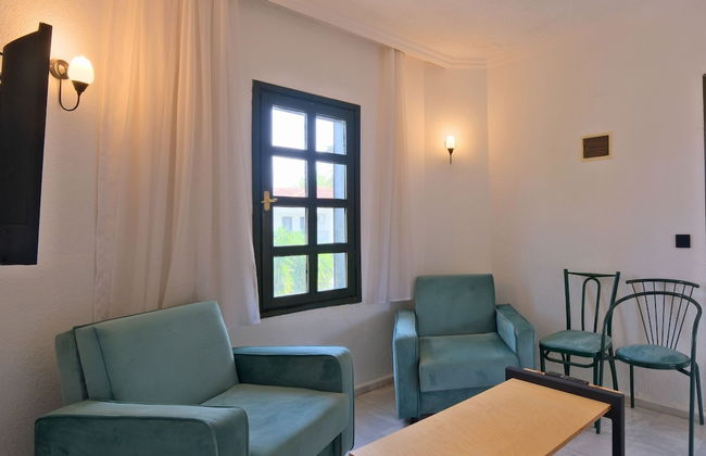 Club Mel Holiday Resort - Photo 66