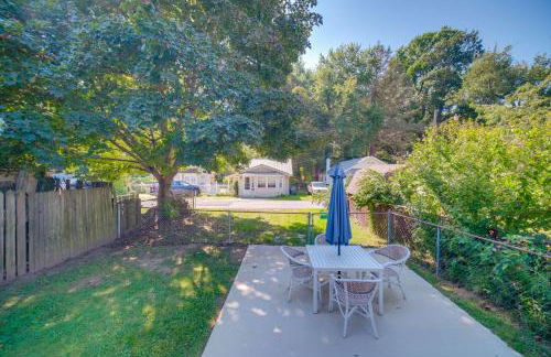 Zen Haven Lakefront Erie Home with Shore Access - Foto 23