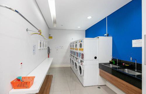 Studio Campo Belo com Rooftpo Piscina e Metrô - Foto 8