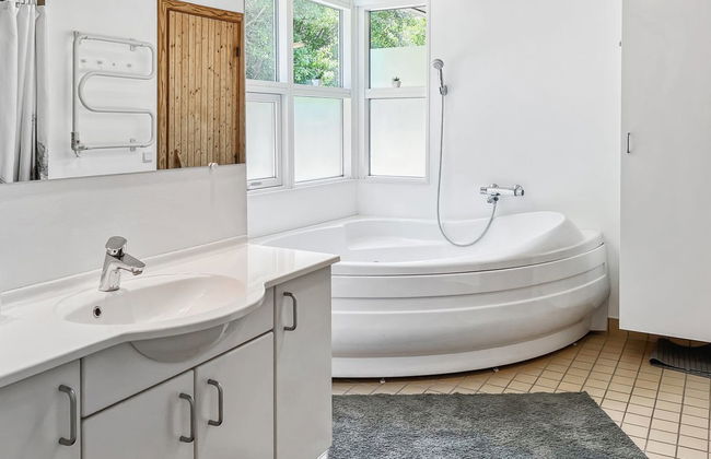 "Axel" - 1.2km from the sea - Photo 8