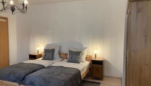 Alter Gutshof Kromlau Direkt am Schloss und Rhododendronpark, Terasse und Parkplatz - Foto 3