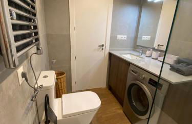 Relaxing modern beachfront apartment - amazing sea view - Photo 8