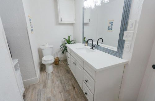 Coastal Escape, Steps to Beach, Fire Pit - Foto 47