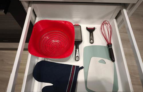 W centrum NOWY Kameralny Apartamenta, Duży Parking, FV, Luksusowo wyposażony, PlayStation 5, Balkon, Klimatyzacja, Taras, Winda, Wyposażona kuchnia - Foto 10