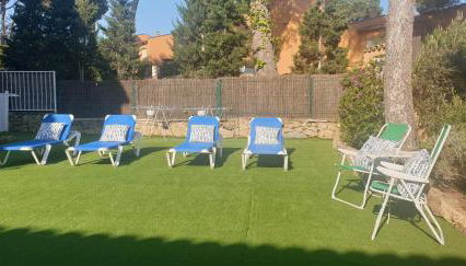 Casa con jardín a 30 metros de la playa. VC. - Foto 3, Garden