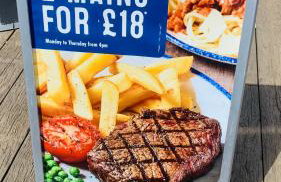 WL56 - FREE WIFI -Amazing Cosy Three Bedroom Mobile Home with DECKING Haggerston CASTLE Holiday Park - ENTERTAINMENT PASSES NOT INCLUDED! - Foto 30