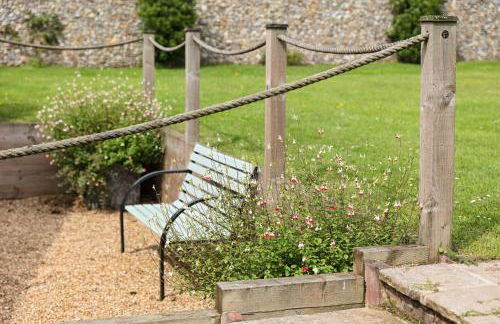 The Old Dairy - Photo 19