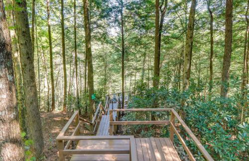 Luxe Fightingtown Creek Cabin 2 King Suites and Spa - Foto 28