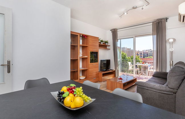 3 bedroom Apartment in Barcelona - Photo 6