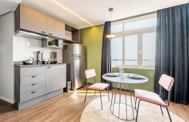 Xtay Porto Alegre Cais Rooftop - Foto 54