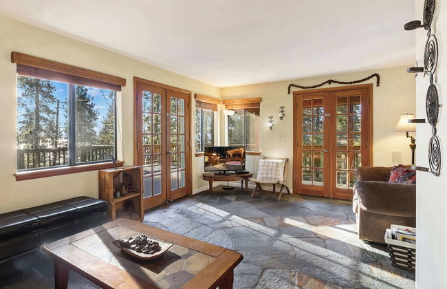 Mountainside Overlook Lake Views & Hot Tub - Foto 15