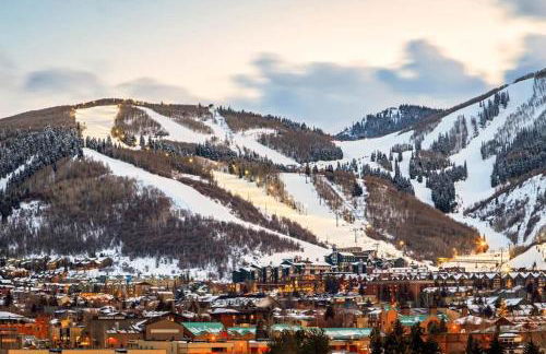 King Bed * Extensive Cleaning Protocol *Downtown - Foto 10