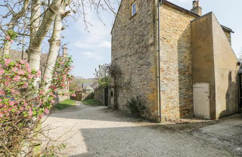 The Old School House - Photo 3