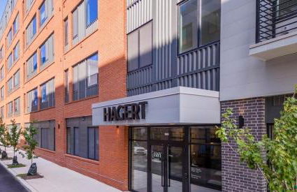 Landing at Hagert and York 1 Bedroom in East Kensington - Foto 4