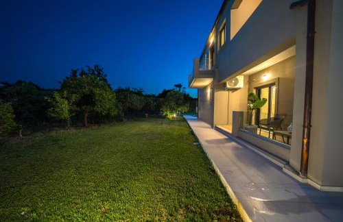 Villa Florentina at Chania Suburbs With Private Pool and BBQ - Photo 16