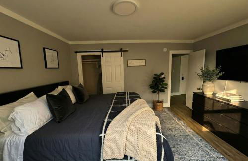 The Grayson at Park Place- Cozy and Fully Updated With King bed Free Coffee and Fast Wifi - Foto 12