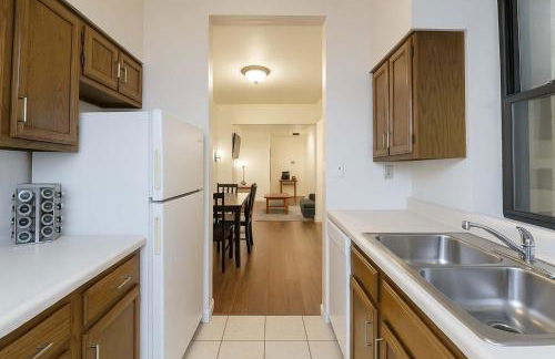 Soulard River-View Loft - 2 King BR - Parking - Foto 12