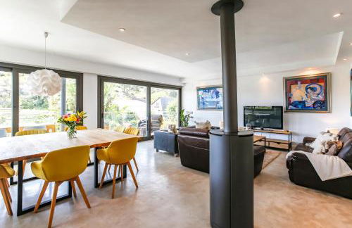 Tranquil large 6 bedroom family Villa sleeps 20 near sitges - Photo 22