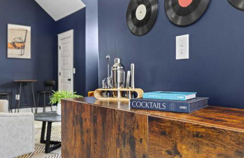 The Morrison - Karaoke Theater Backyard Oasis - Foto 27