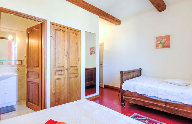 3 bedroom House in Althen-des-Paluds with private pool and garden - Photo 25