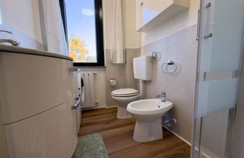 Cozy Lake House Angera - Foto 31