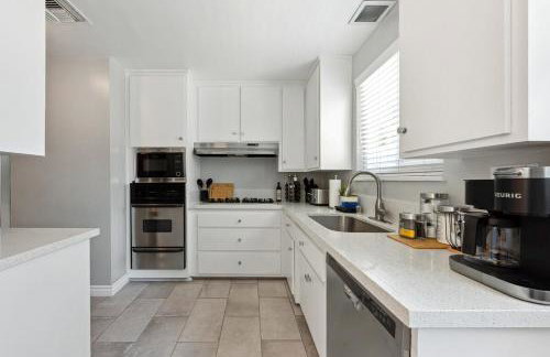 Heated Pool Oasis Close to Attractions - Foto 42