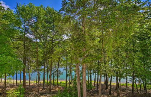 Bright Ozarks Condo with Balcony and Lake Views! - Foto 34