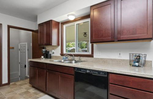 Relaxing Home Close to Malmstrom AFB and Aquatic Center - Foto 9