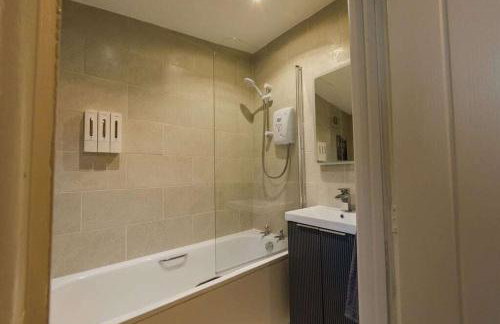 Beautiful Chester Cottage - Photo 28