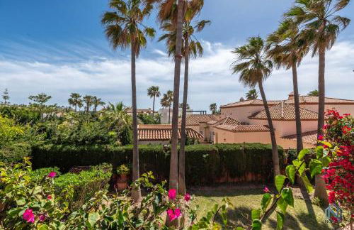 Las Dunas de Marbella - Beachfront 3 Bed Townhouses - Photo 73