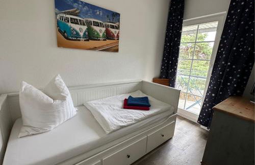 Gemütliche FeWo mit Balkon nahe der Ostsee - 2 Schlafzimmer - Foto 9