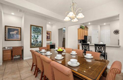 5BR home w private heated pool - Foto 3