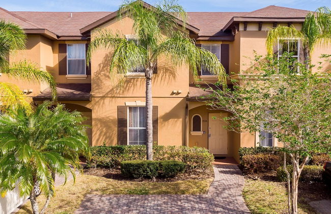 The Regal Hideaway - Photo 1