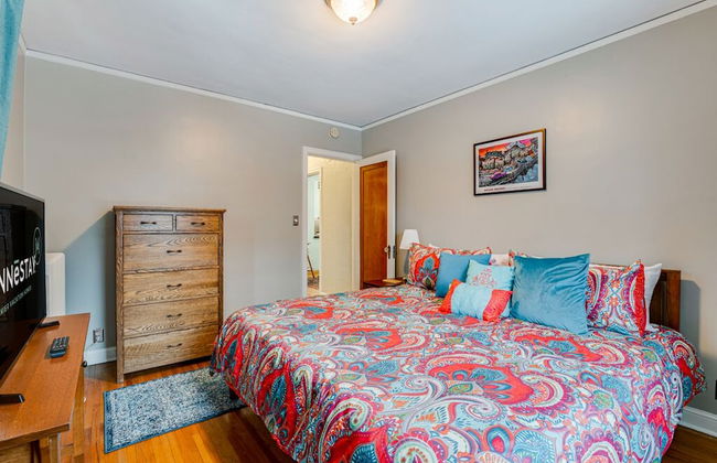 Edina Escape - Photo 8