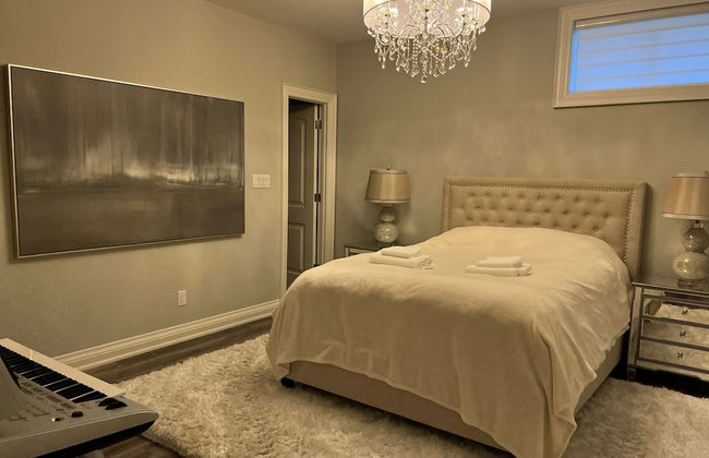 New Waterfront Mansion by Simply Comfort - Foto 6