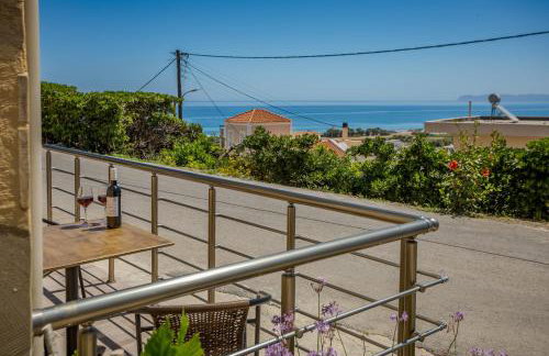 Petra's Charming Home, 500m to Beach - Foto 14