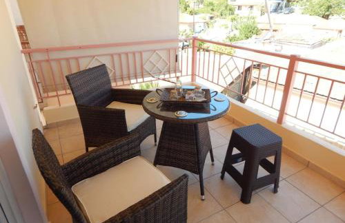 Angela s Apartment With Beautiful Balcony View - Photo 19