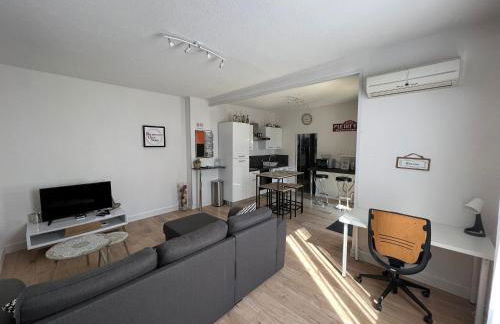 Spacieux Marx Dormoy avec parking gratuit C - Foto 4