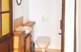 Villa spacieuse à Crastes avec piscine privée et vue montagne - Photo 26