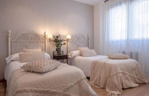 Espectacular Casa de lujo con Piscina, barbacoa, jacuzzi y vistas panorámicas a toda Granada - Foto 60