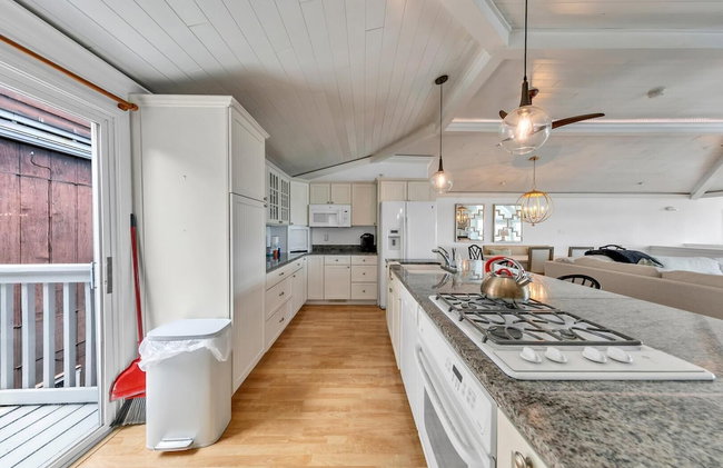 Henderson Haus - Is a Fabulous 3BR Townhome in Destin - Foto 41