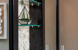 Serene POOL & Firepit in Stunning Home By Airport - Foto 45