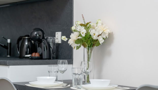 Studio in Poznan Center by Renters - Foto 5, Servicio de comidas en la habitación