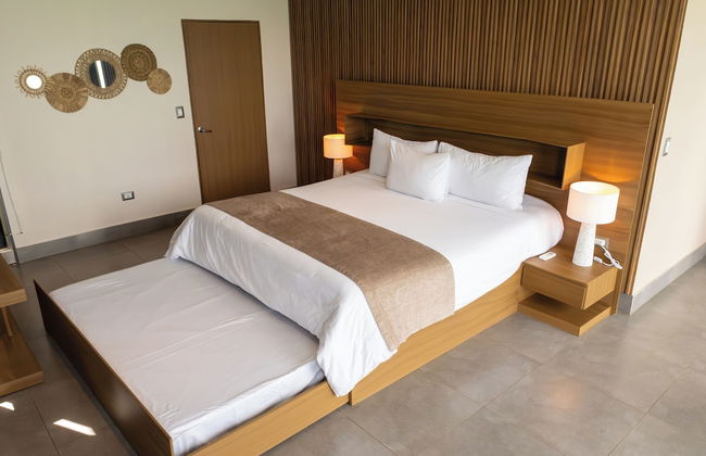 Cardedeu Residence - Photo 16