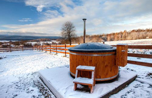 Drewniane domki z prywatnym jacuzzi i widokiem na Góry - Klimatyczny Kompleks w Górach Izerskich #Widogruszka - Photo 55
