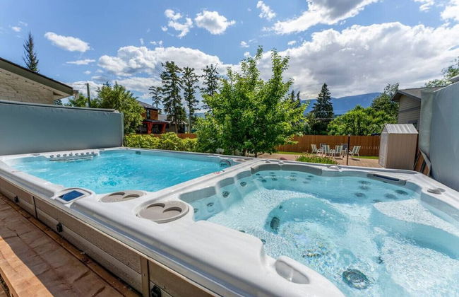 LUXURIOUS 5,500 sqft Home: 5 Br/5 Ba | PRIVATE Pool & Hot Tub | STEPS to Beach - Foto 38