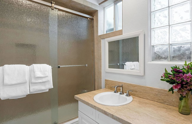 Sandy by Avantstay Oceanview, Steps to Beach Patio + Dining Area - Foto 87