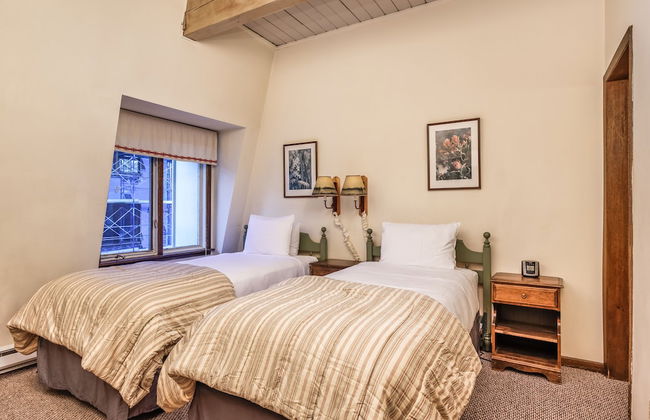 Chateau Chaumont & Dumont Condominiums by Frias - Foto 14