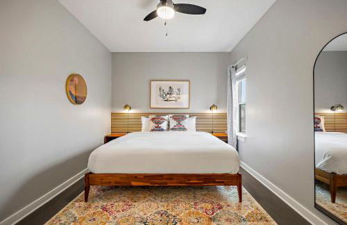 South Lamar Stay - Pickleball, Sauna & Cold Plunge - Photo 12